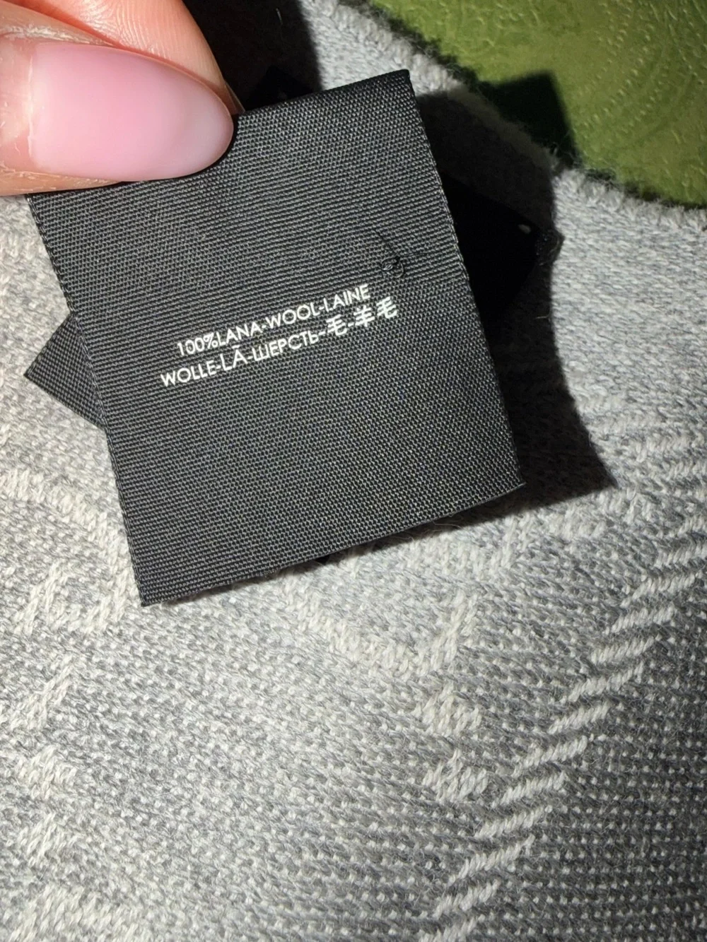 Gucci GG Wool Jacquard Scarf
